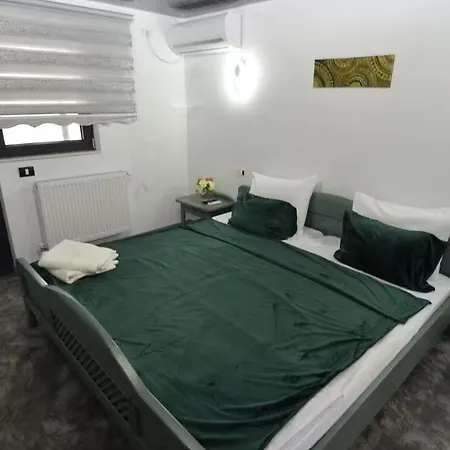 Casa 10 Steaguri Costinesti